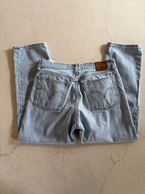 Levi’s Wedgie Straight Jeans Light Wash Button Fly W29 L26 Petite